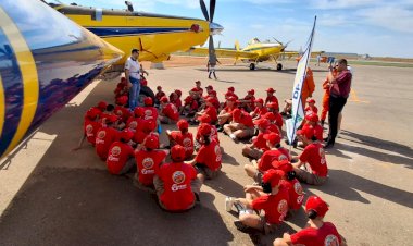 Bombeiros do Futuro: Jovens Exploradores Conhecem Aeronaves na 2ª Semana do Aviador