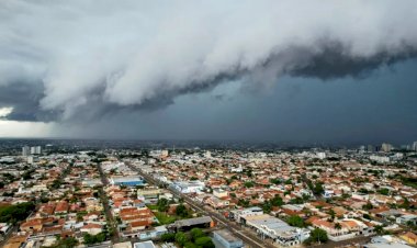 Chuva e Risco de Tempestades Marcam o Domingo em Mato Grosso do Sul