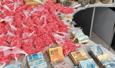 Dupla é detida com 3,7 mil pinos de cocaína, arma e R$ 28,8 mil em Mato Grosso