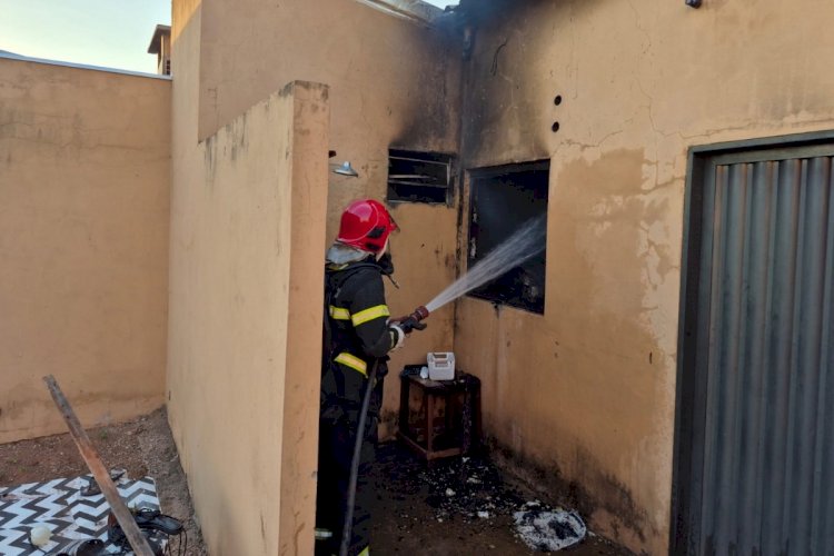Homem é preso em Rondonópolis por incêndio na casa da ex-namorada após discussão