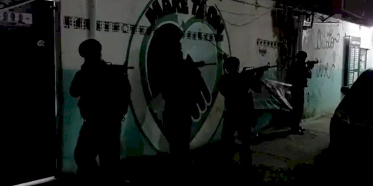 Operação Policial no Complexo da Maré Resulta em Três Mortos e Diversas Apreensões
