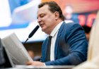 “Chega de desculpa”: Max cobra Caixa por data definitiva para entrega de 1.416 casas