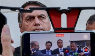 PGR denuncia Bolsonaro e mais 33 por tentativa de golpe de Estado