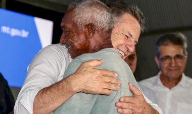 “Estamos ajudando a realizar o sonho de quem trabalhou e investiu para ter o seu lar”, afirma governador