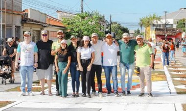 Sicredi Araxingu distribui mais de 600 garrafas com água e promove solidariedade na celebração de Corpus Christi em Capanema/PA