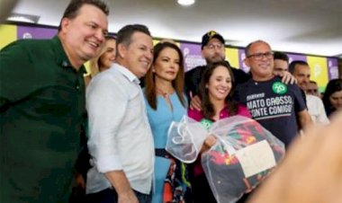 Podemos articula filiação da primeira-dama de Mato Grosso, Virginia Mendes