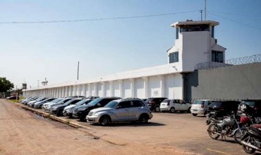 Detento consegue brecha em triagem e foge de presídio em Cuiabá