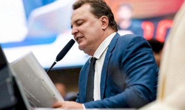 “Chega de desculpa”: Max cobra Caixa por data definitiva para entrega de 1.416 casas