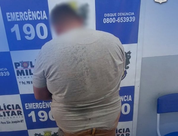 Homem é preso por suspeita de agredir e ameaçar companheira com faca em Novo São Joaquim