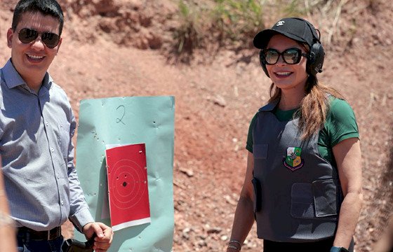 Virginia Mendes participa de treinamento de segurança com a Casa Militar