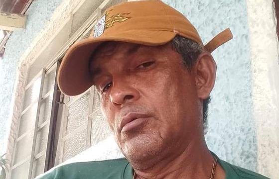 Pedreiro é solto após ficar seis meses preso por engano no lugar do irmão em MT