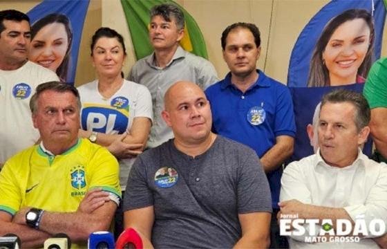 Bolsonaro não consegue citar nenhuma obra feita por ele em Cuiabá