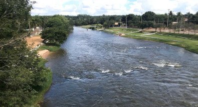 Jovem salta de passarela e acaba se afogando em rio no interior do Estado