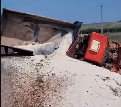 Motorista morre ao tombar caminhão na zona rural de Canarana