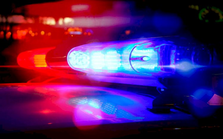 Mulher mantida em cárcere pelo próprio filho é resgatada após policial notar bilhete pedindo socorro