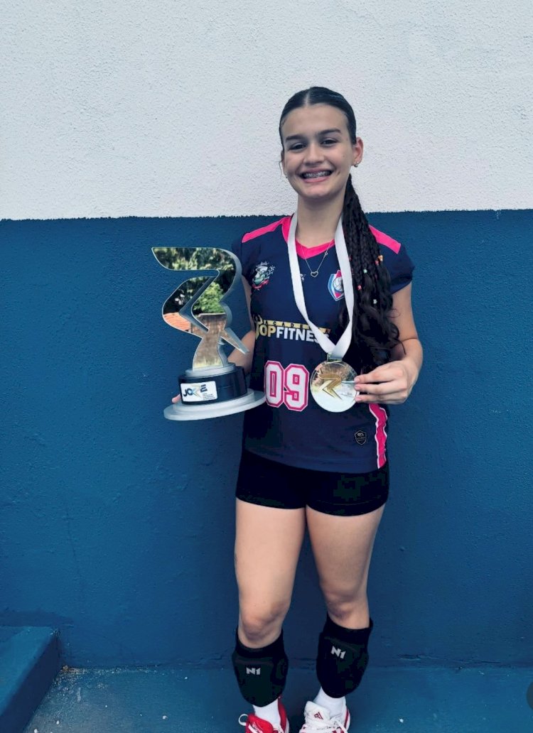 Atleta de Campinápolis é convocada para seletiva da Seleção Mato-grossense de Vôlei sub-16