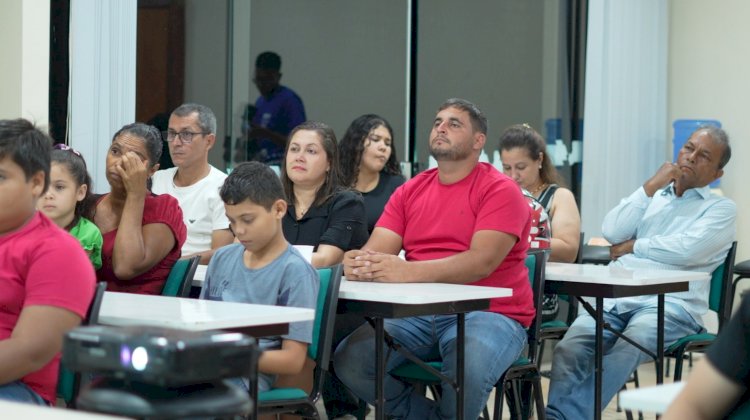Assembleia da Cresol reúne cooperados e reforça plano de expansão em Campinápolis; vídeo