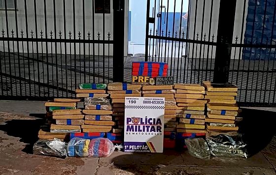 Mais de 300 kg de drogas são apreendidos e quatro pessoas acabam presas em Ribeirão Cascalheira