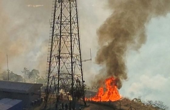 Incêndio em aterro sanitário ameaça fechamento do Parque Serra Azul em Barra do Garças