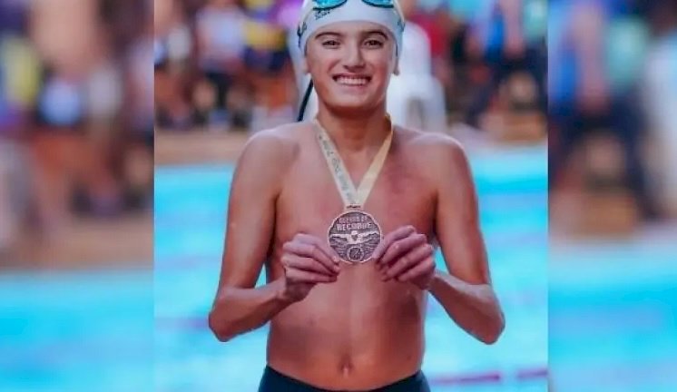 Atleta de 13 anos, promessa da natação de MT, morre após passar mal